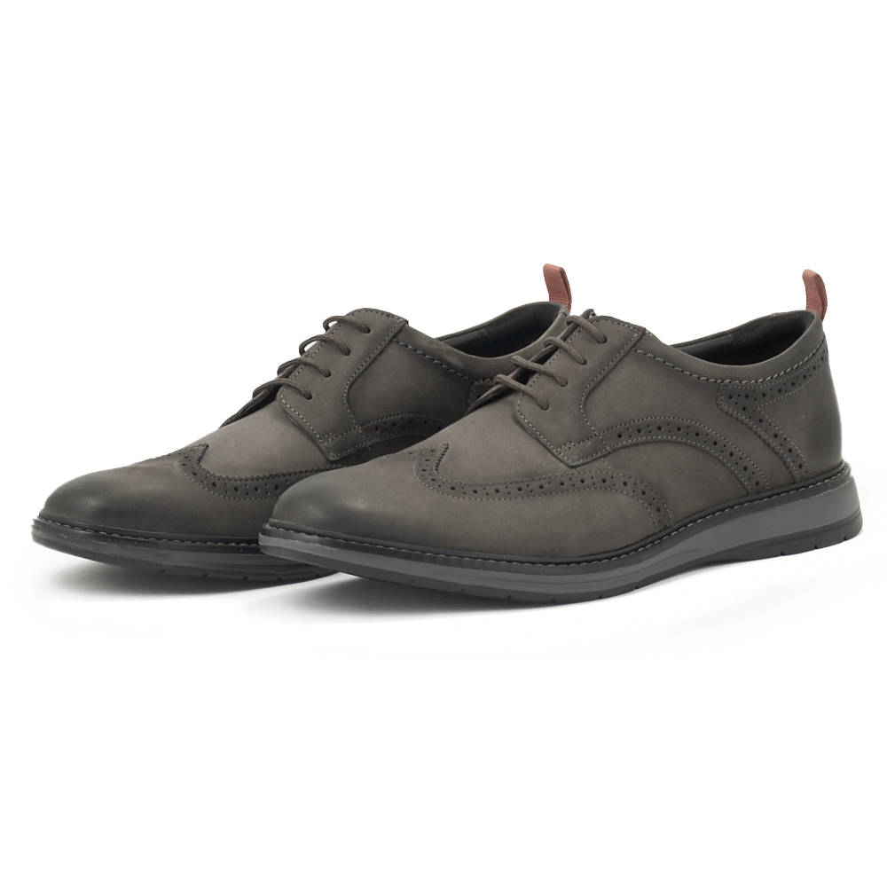 Clarks – Clarks Chantry Wing 26161404 – 01298
