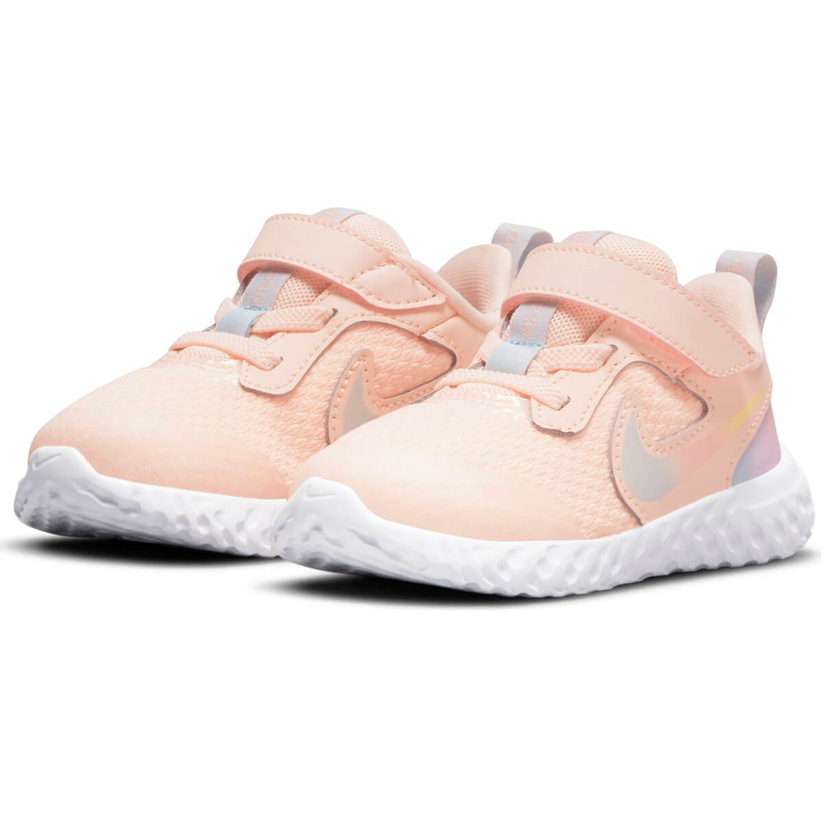 nike revolution 5 beige